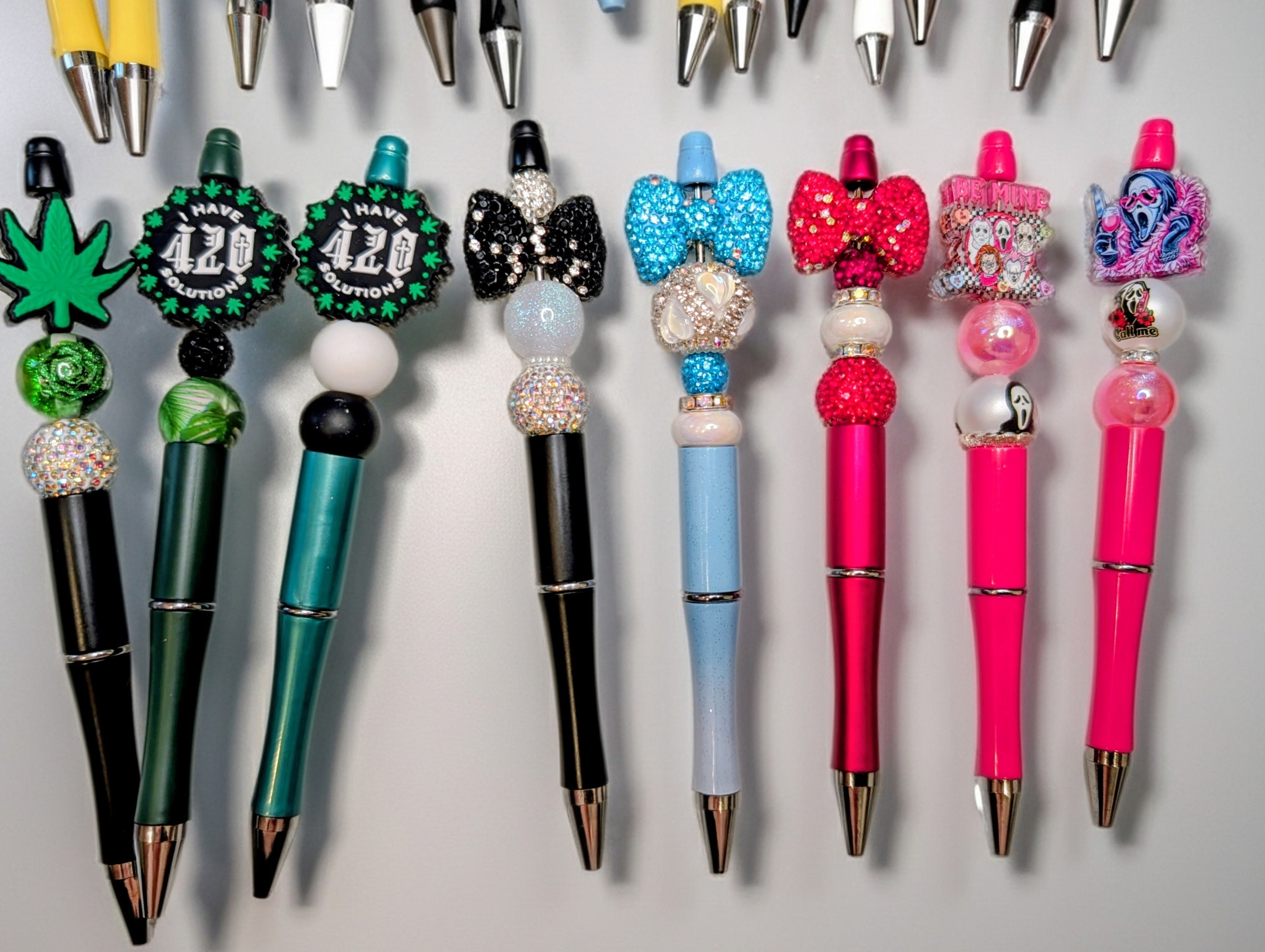 CHARACTER PEN